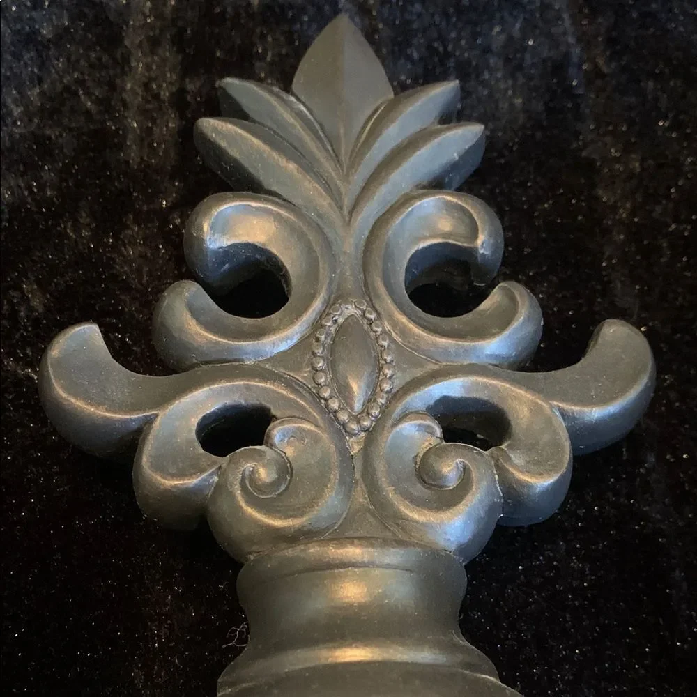 Two Decorative Fluer de Lil Red and Brown Finials for Home Decor - Picture 6 of 8